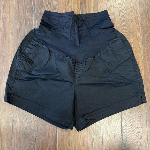 Old Navy maternity short SZ 12 - Picture 1 of 3
